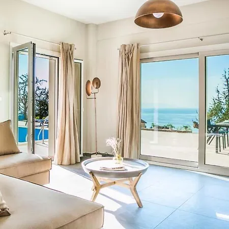 Βίλα Lourdata Sleeps 5 Pool Air Con Wifi